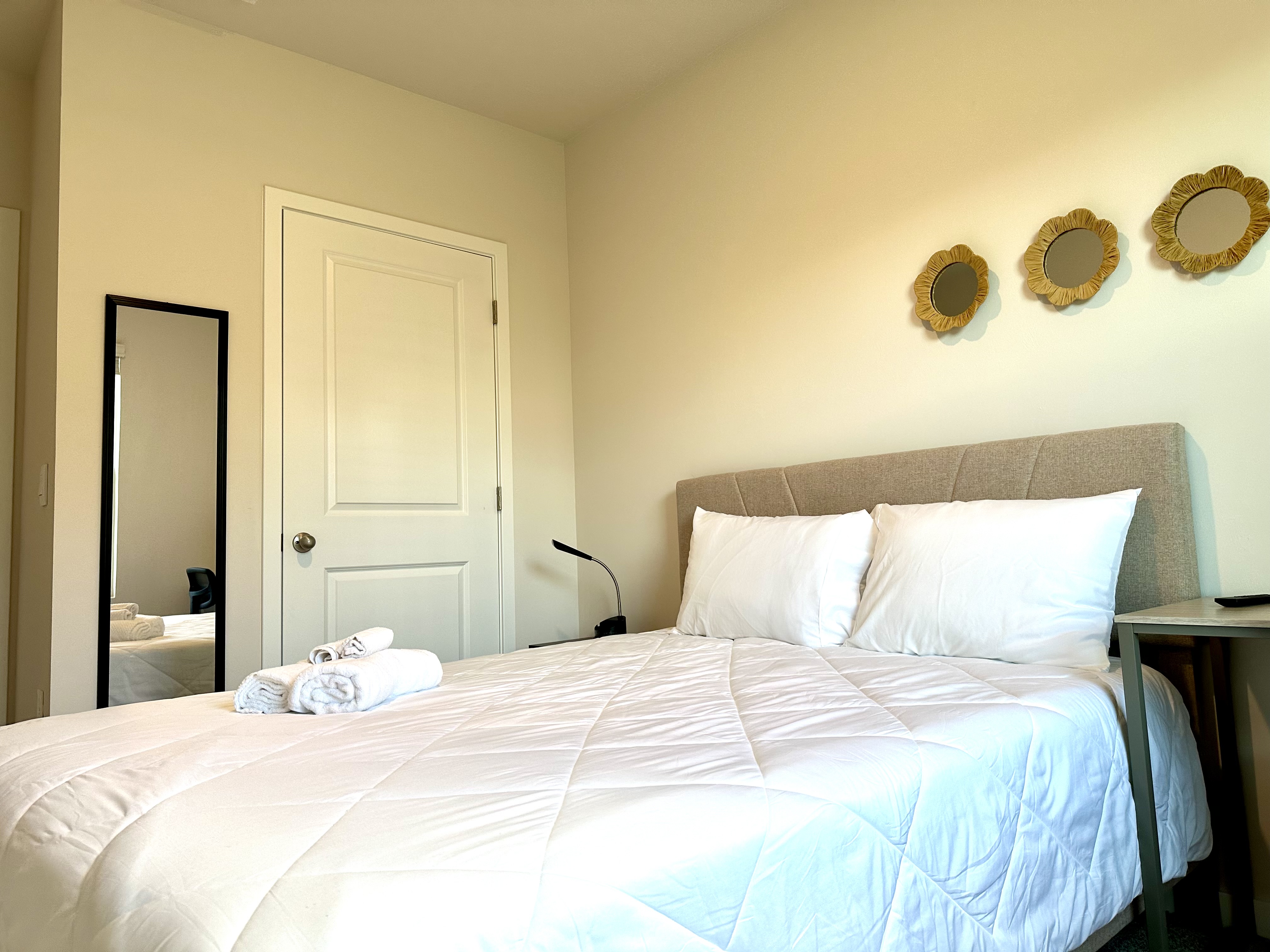 Sunrise Room
